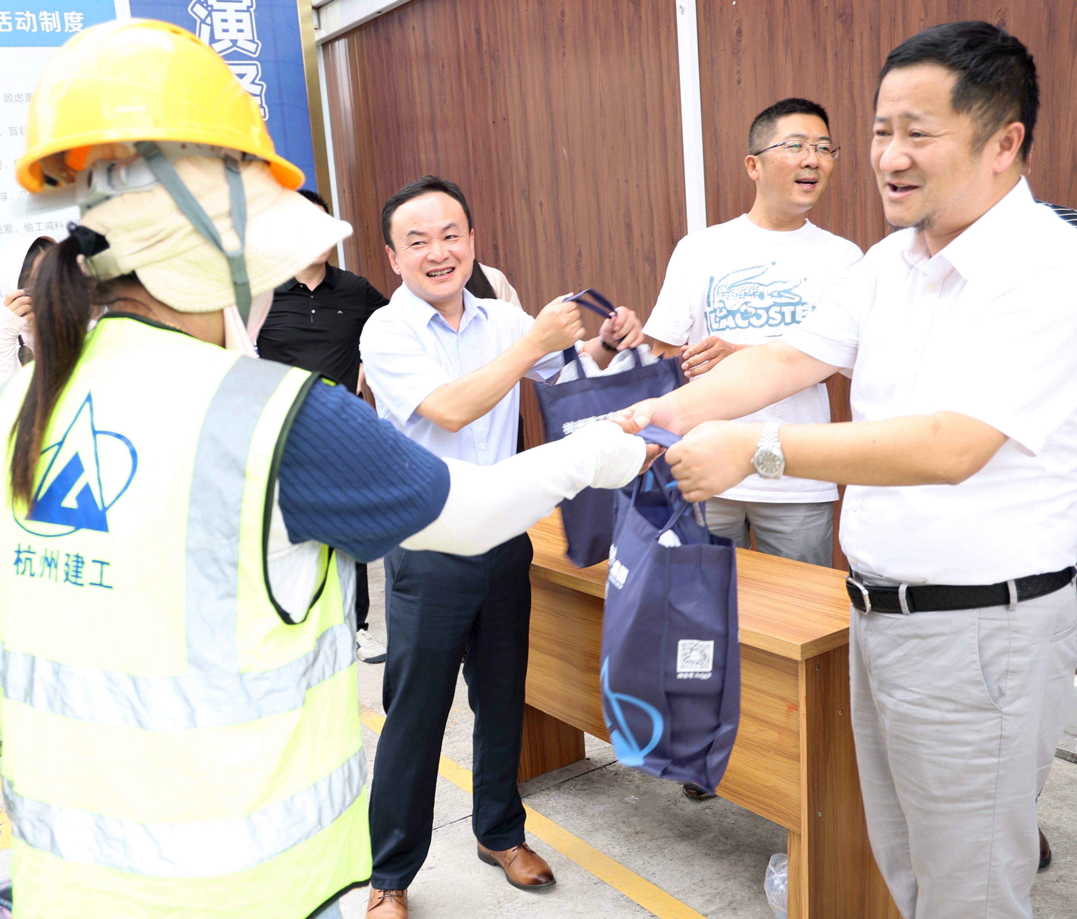 17531499677698493PTW.jpg c50bb5e65abbc06ee1f6edf3c22ce1b.jpg